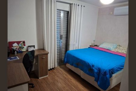 Casa à venda com 3 quartos, 157m² em Vila Carrão, São Paulo