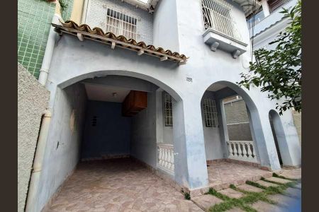 Casa à venda com 120m², 3 quartos e 2 vagas