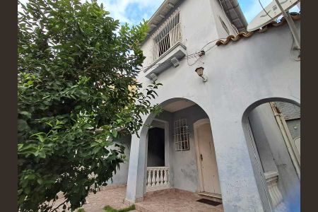 Casa à venda com 120m², 3 quartos e 2 vagas