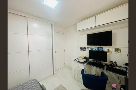 Apartamento à venda com 114m², 3 quartos e 2 vagasQuarto 2
