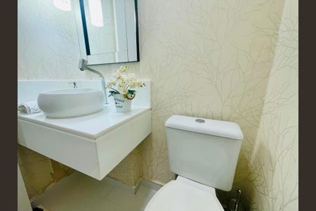 Apartamento à venda com 114m², 3 quartos e 2 vagasBanheiro 3