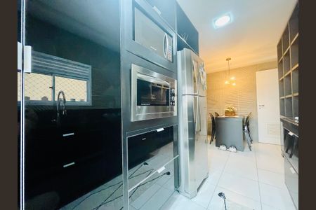 Apartamento à venda com 114m², 3 quartos e 2 vagasCozinha