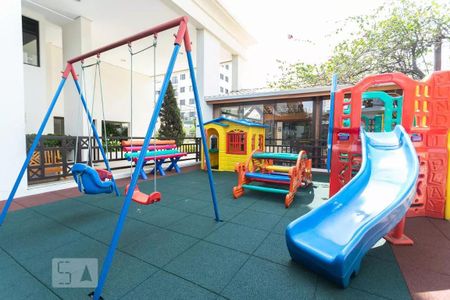 Apartamento à venda com 89m², 3 quartos e 2 vagasÁrea comum - Playground