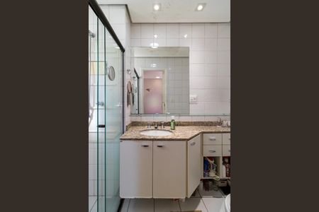 Apartamento à venda com 89m², 3 quartos e 2 vagasBanheiro da Suíte