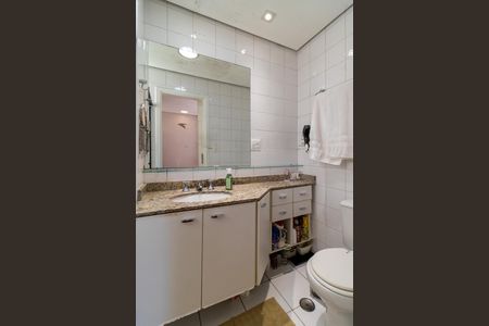 Apartamento à venda com 89m², 3 quartos e 2 vagasBanheiro da Suíte