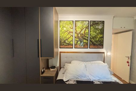 Apartamento à venda com 70m², 2 quartos e 2 vagas Apartamento à venda com 70m², 2 quartos e 2 vagasSuíte