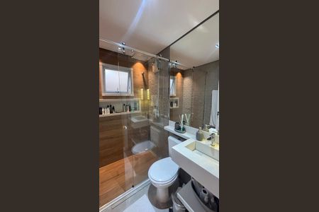 Apartamento à venda com 70m², 2 quartos e 2 vagas Apartamento à venda com 70m², 2 quartos e 2 vagasBanheiro Social