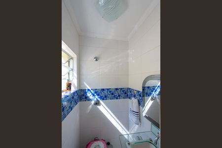 Casa à venda com 169m², 3 quartos e 2 vagas Casa à venda com 169m², 3 quartos e 2 vagasLavabo