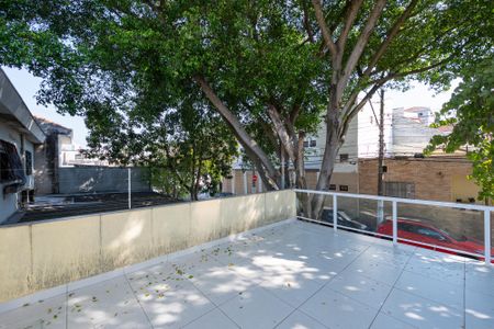 Casa à venda com 169m², 3 quartos e 2 vagas Casa à venda com 169m², 3 quartos e 2 vagasSacada