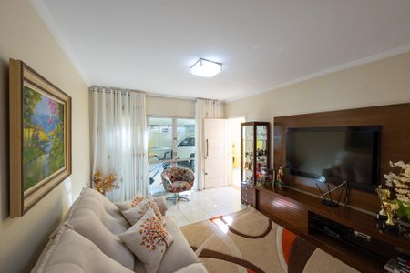 Casa à venda com 169m², 3 quartos e 2 vagas Casa à venda com 169m², 3 quartos e 2 vagasSala