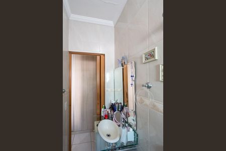 Casa à venda com 169m², 3 quartos e 2 vagas Casa à venda com 169m², 3 quartos e 2 vagasBanheiro da Suíte