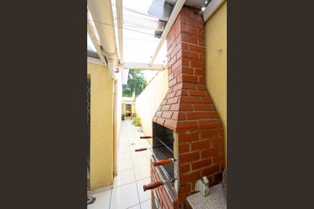 Casa à venda com 169m², 3 quartos e 2 vagas Casa à venda com 169m², 3 quartos e 2 vagasChurrasqueira