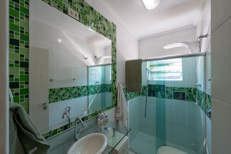 Casa à venda com 169m², 3 quartos e 2 vagas Casa à venda com 169m², 3 quartos e 2 vagasBanheiro Social