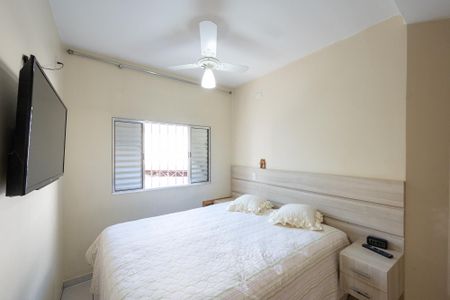 Casa à venda com 169m², 3 quartos e 2 vagas Casa à venda com 169m², 3 quartos e 2 vagasSuíte