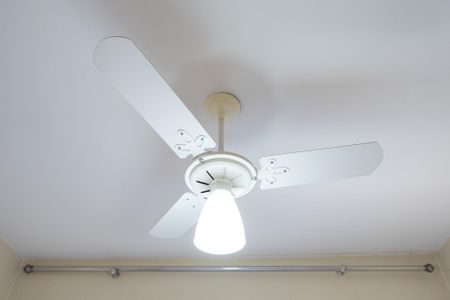 Casa à venda com 169m², 3 quartos e 2 vagas Casa à venda com 169m², 3 quartos e 2 vagasSuíte