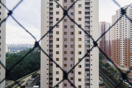 Vista do Quarto 1 de apartamento à venda com 2 quartos, 68m² em Chácara Agrindus, Taboão da Serra