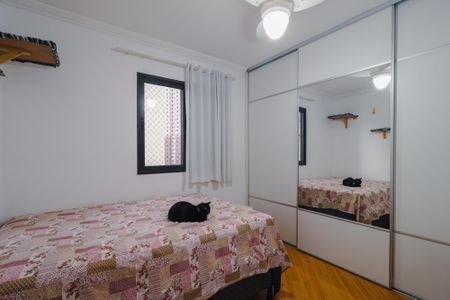 Apartamento à venda com 68m², 2 quartos e 2 vagasQuarto 2