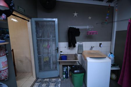 Casa à venda com 250m², 2 quartos e 3 vagasÁrea de Serviço