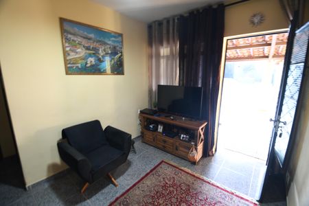 Sala de casa à venda com 2 quartos, 250m² em Jardim Santa Genebra, Campinas