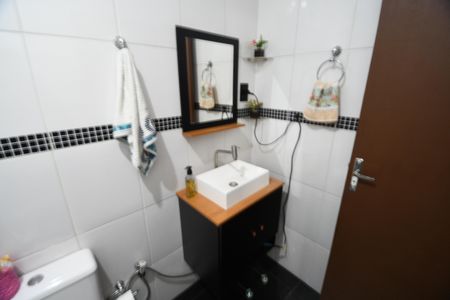 Casa à venda com 250m², 2 quartos e 3 vagasBanheiro Social