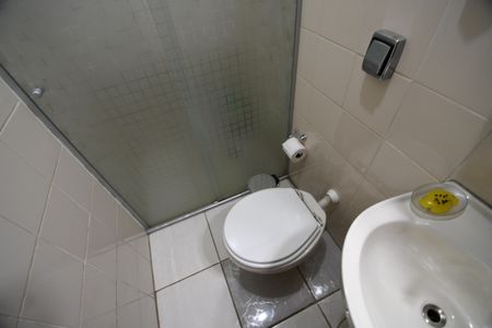 Casa à venda com 250m², 2 quartos e 3 vagasBanheiro Social