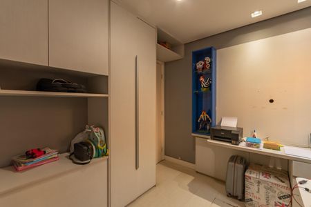 Apartamento à venda com 178m², 3 quartos e 1 vagaQuarto 2