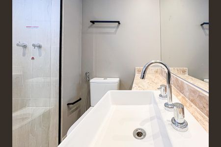 Apartamento à venda com 40m², 1 quarto e sem vagaBanheiro da Suíte
