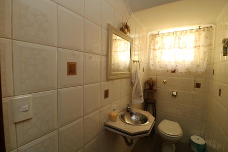 Casa à venda com 180m², 3 quartos e 3 vagasLavabo