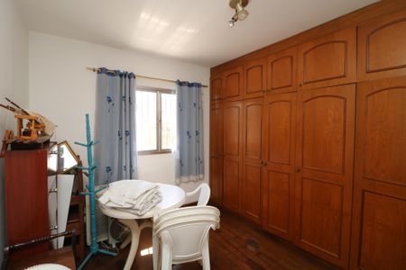 Casa à venda com 180m², 3 quartos e 3 vagasQuarto 2