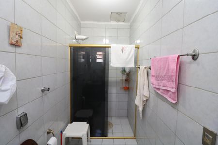 Casa à venda com 180m², 3 quartos e 3 vagasBanheiro da Suíte