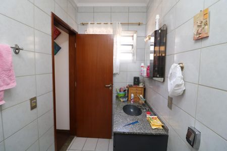 Casa à venda com 180m², 3 quartos e 3 vagasBanheiro da Suíte