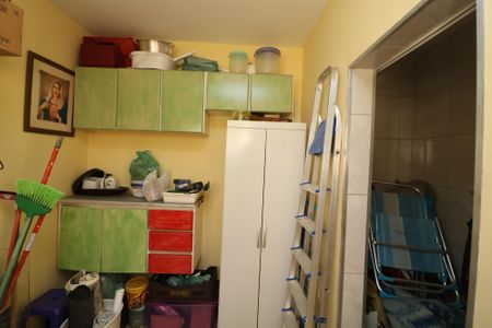 Casa à venda com 180m², 3 quartos e 3 vagasQuarto de Serviço