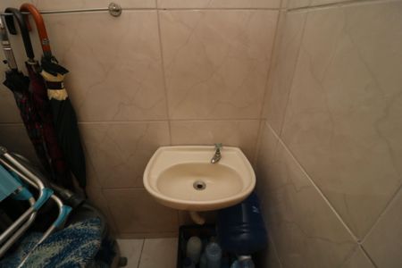 Casa à venda com 180m², 3 quartos e 3 vagasBanheiro de serviço