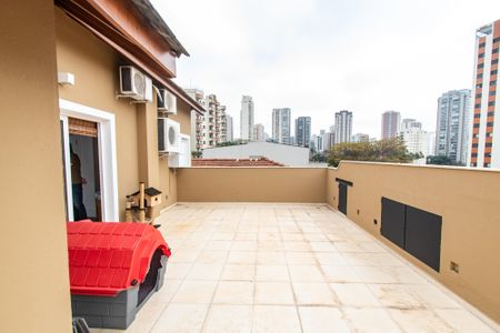 Casa à venda com 700m², 6 quartos e 7 vagasVaranda do escritório