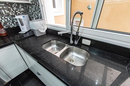 Casa à venda com 700m², 6 quartos e 7 vagasCozinha