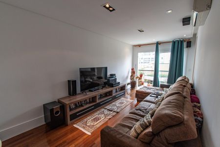 Casa à venda com 700m², 6 quartos e 7 vagasSala de tv