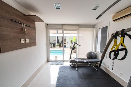 Casa à venda com 700m², 6 quartos e 7 vagasAcademia