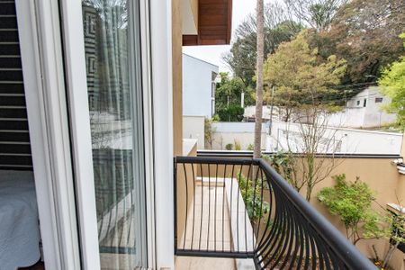 Casa à venda com 700m², 6 quartos e 7 vagasVaranda da suíte 2