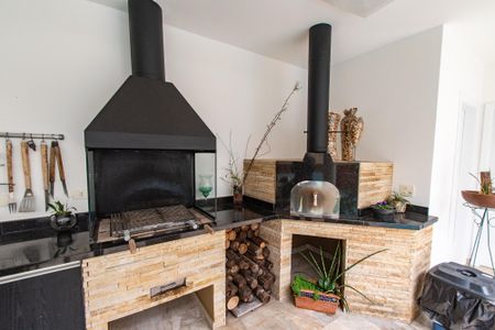 Casa à venda com 700m², 6 quartos e 7 vagasChurrasqueira