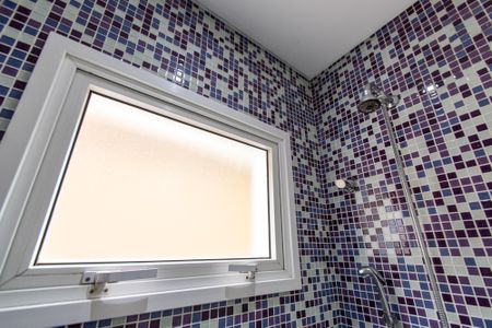 Casa à venda com 700m², 6 quartos e 7 vagasBanheiro da suíte 1