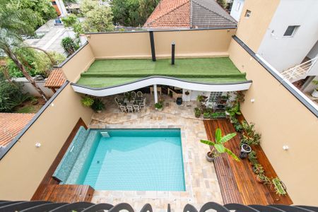 Casa à venda com 700m², 6 quartos e 7 vagasVaranda da suíte 4 e 5