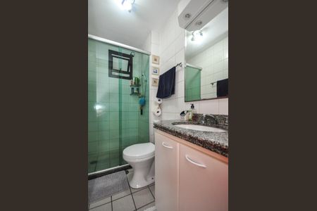 Apartamento à venda com 70m², 3 quartos e 2 vagasBanheiro