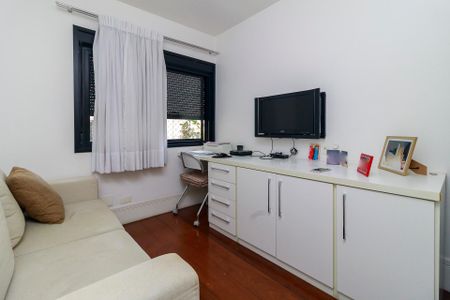 Apartamento à venda com 133m², 3 quartos e 2 vagasQuarto 1
