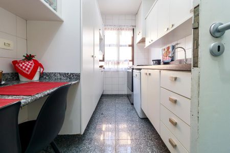 Apartamento à venda com 133m², 3 quartos e 2 vagasCozinha