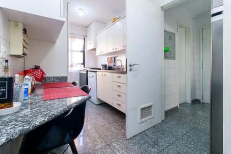 Apartamento à venda com 133m², 3 quartos e 2 vagasCozinha