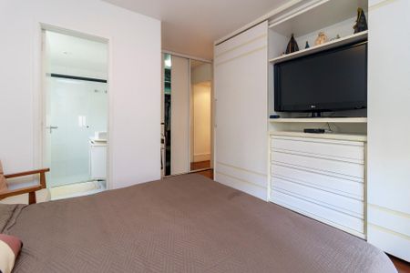 Apartamento à venda com 133m², 3 quartos e 2 vagasSuíte