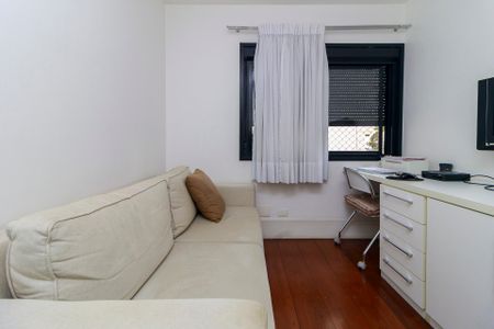 Apartamento à venda com 133m², 3 quartos e 2 vagasQuarto 1