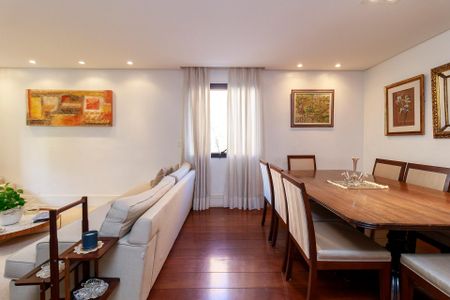 Apartamento à venda com 133m², 3 quartos e 2 vagasSala