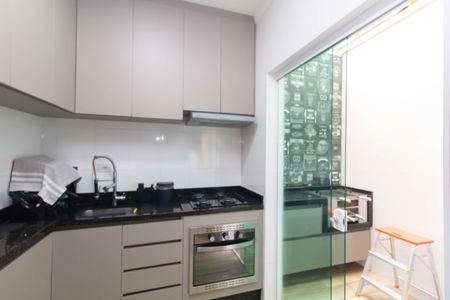 Casa de condomínio à venda com 65m², 2 quartos e 1 vaga Casa de condomínio à venda com 65m², 2 quartos e 1 vagaCozinha