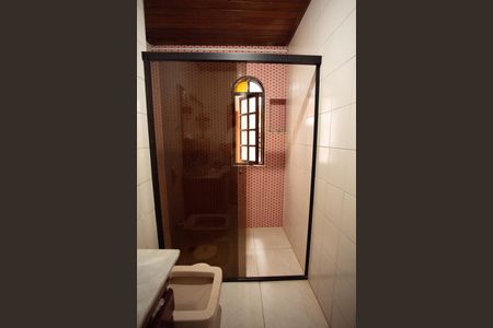 Casa para alugar com 80m², 2 quartos e 1 vaga Casa para alugar com 80m², 2 quartos e 1 vagaBanheiro